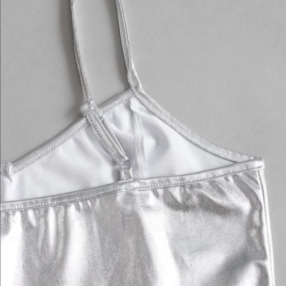 NWT zaful cropped shiny glitter cami top - Picture 4 of 11